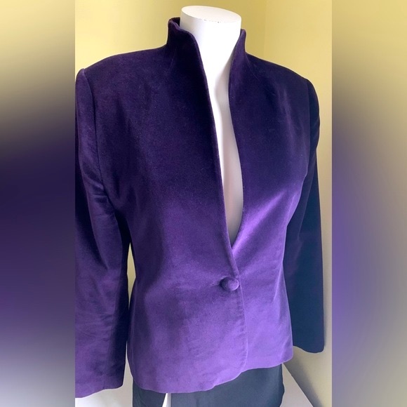Purple color thick velvet blazer jacket single button closure shawl collar lined - Picture 9 of 11